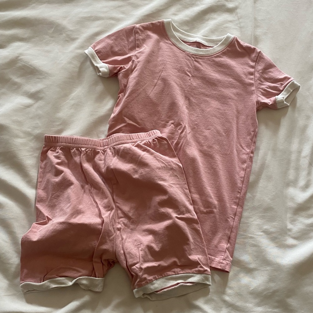 Toddler girl pink shorts pajamas set